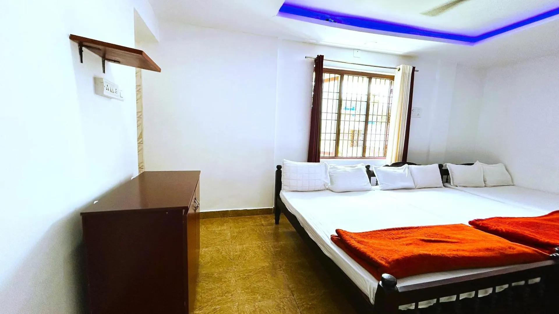 ***** Guest house Deluxe Residency Hotel Kalpetta India