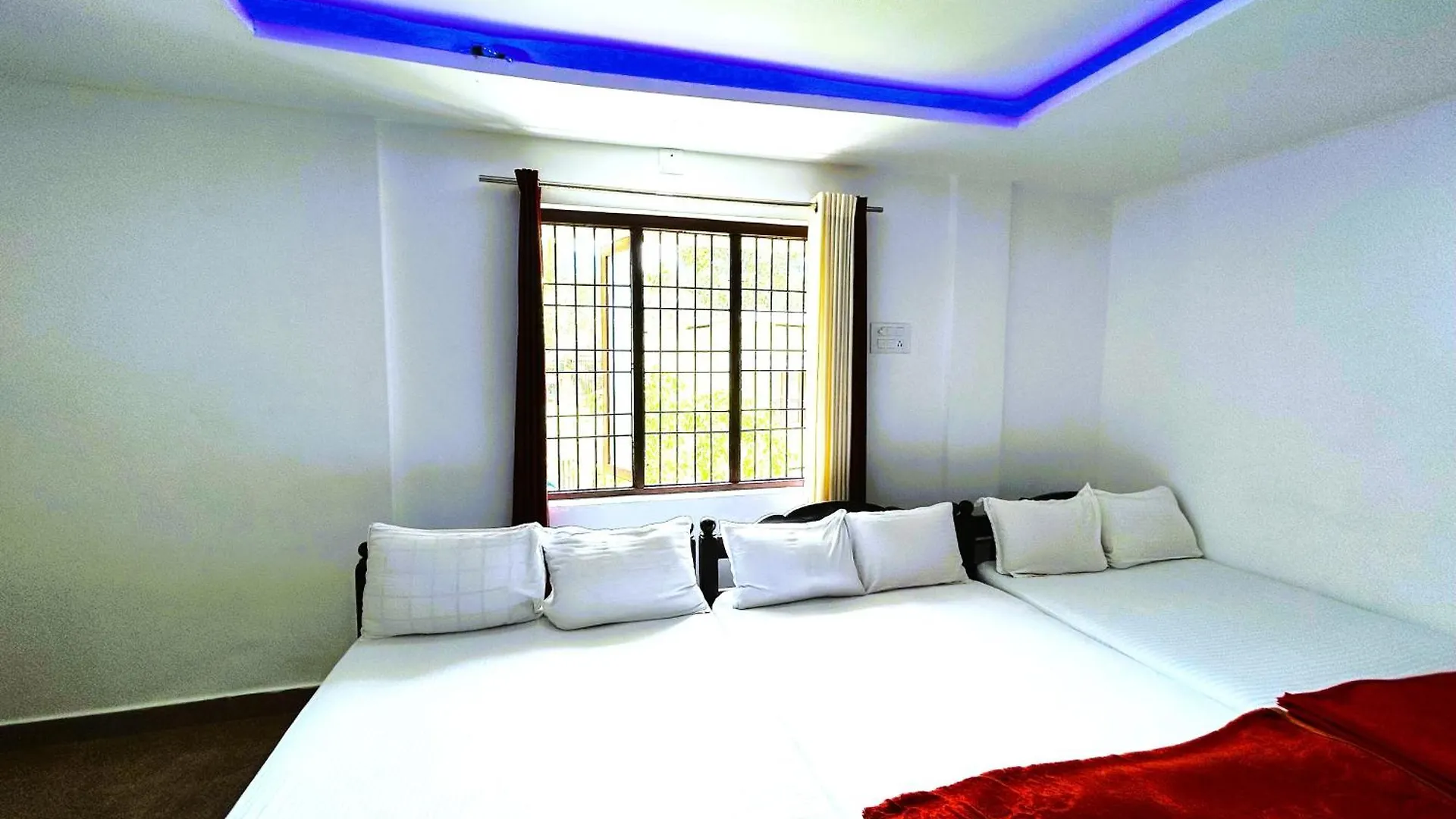 Guest house Deluxe Residency Hotel Kalpetta