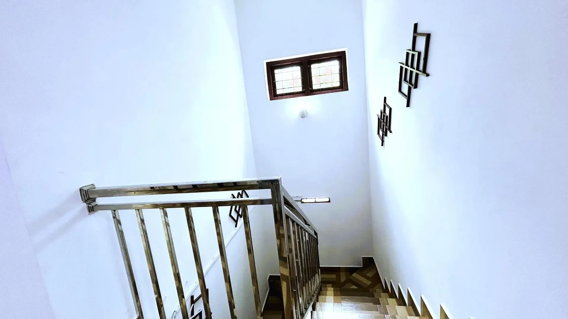 Deluxe Residency Hotel Kalpetta Guest house