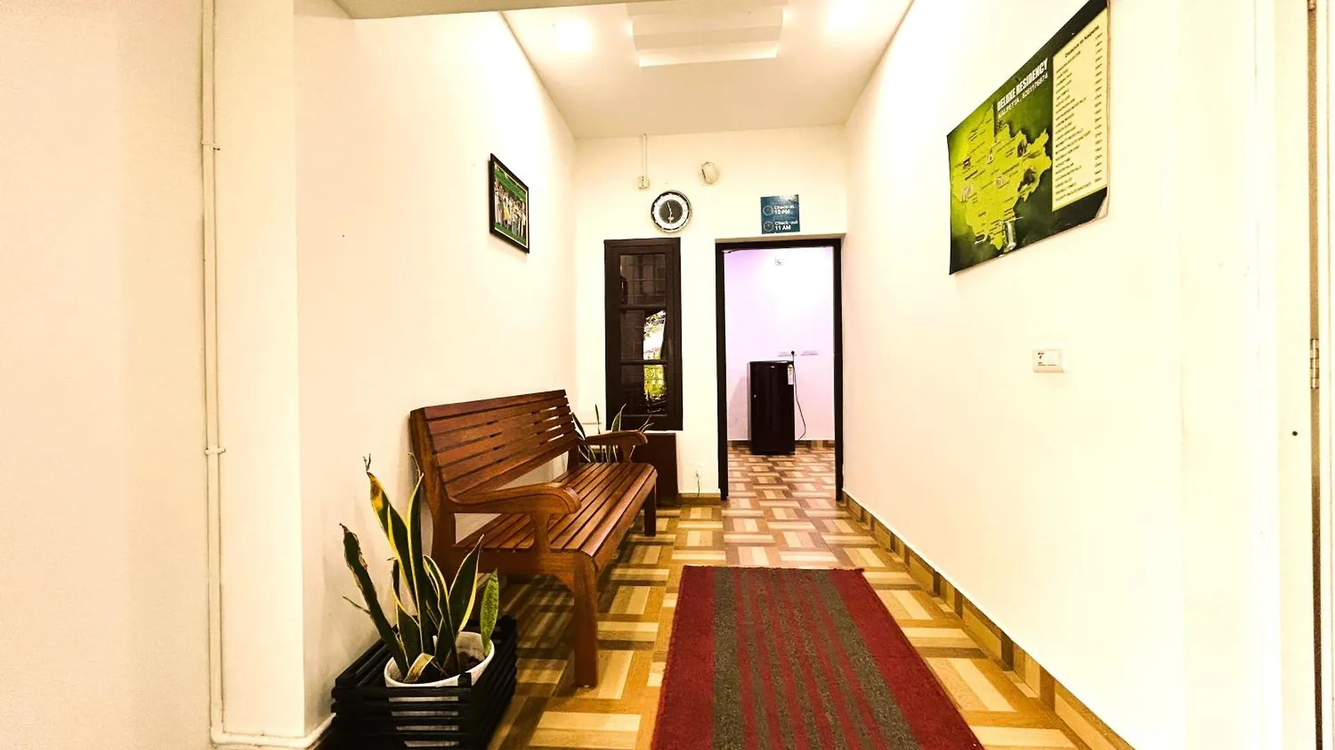 Deluxe Residency Hotel Kalpetta Guest house