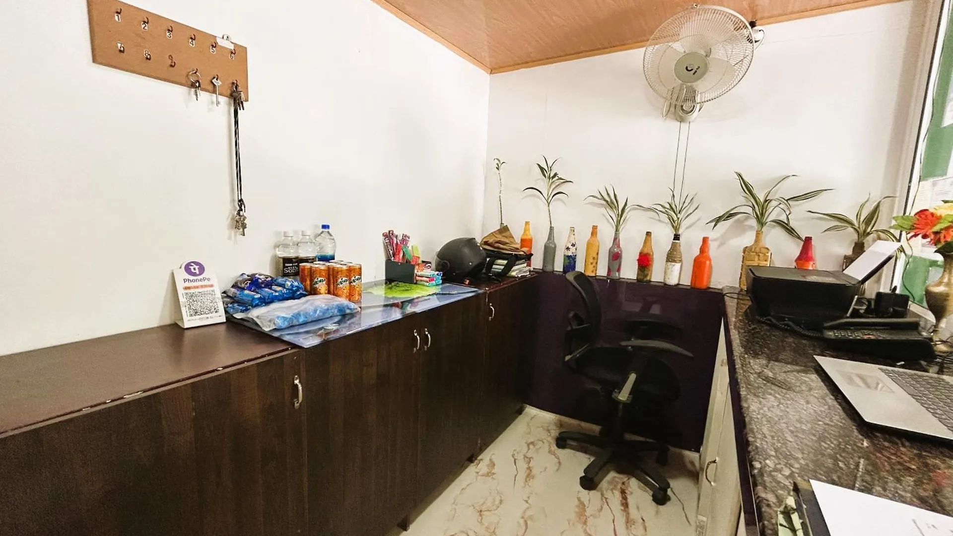 Deluxe Residency Hotel Kalpetta 5*,  India