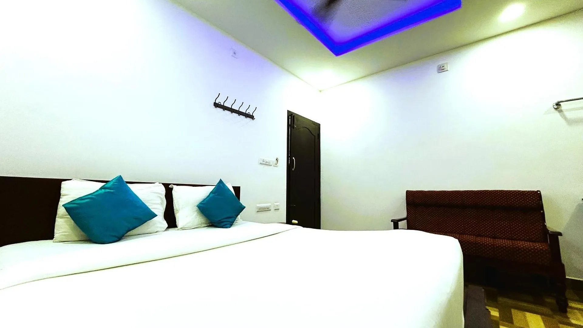 ***** Guest house Deluxe Residency Hotel Kalpetta India